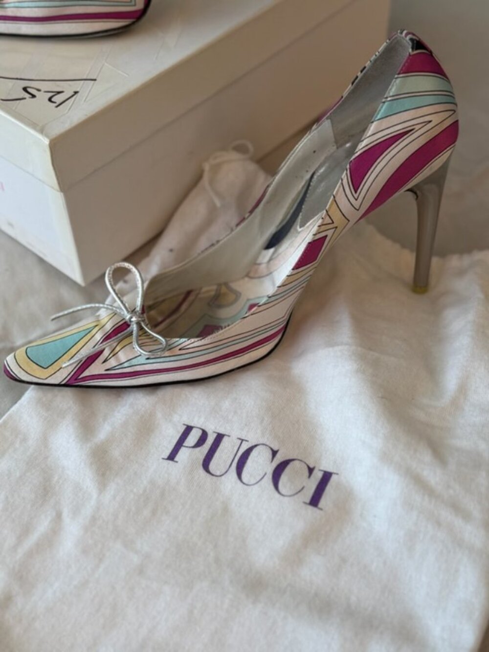 Emilio Pucci Signature Print Shoes – Made in Italy – Size 38 EU / 7.5 - 8 US - Picture 2 of 8